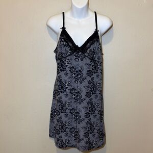 Morgan Taylor Floral Lace Chemise - Black and Gray